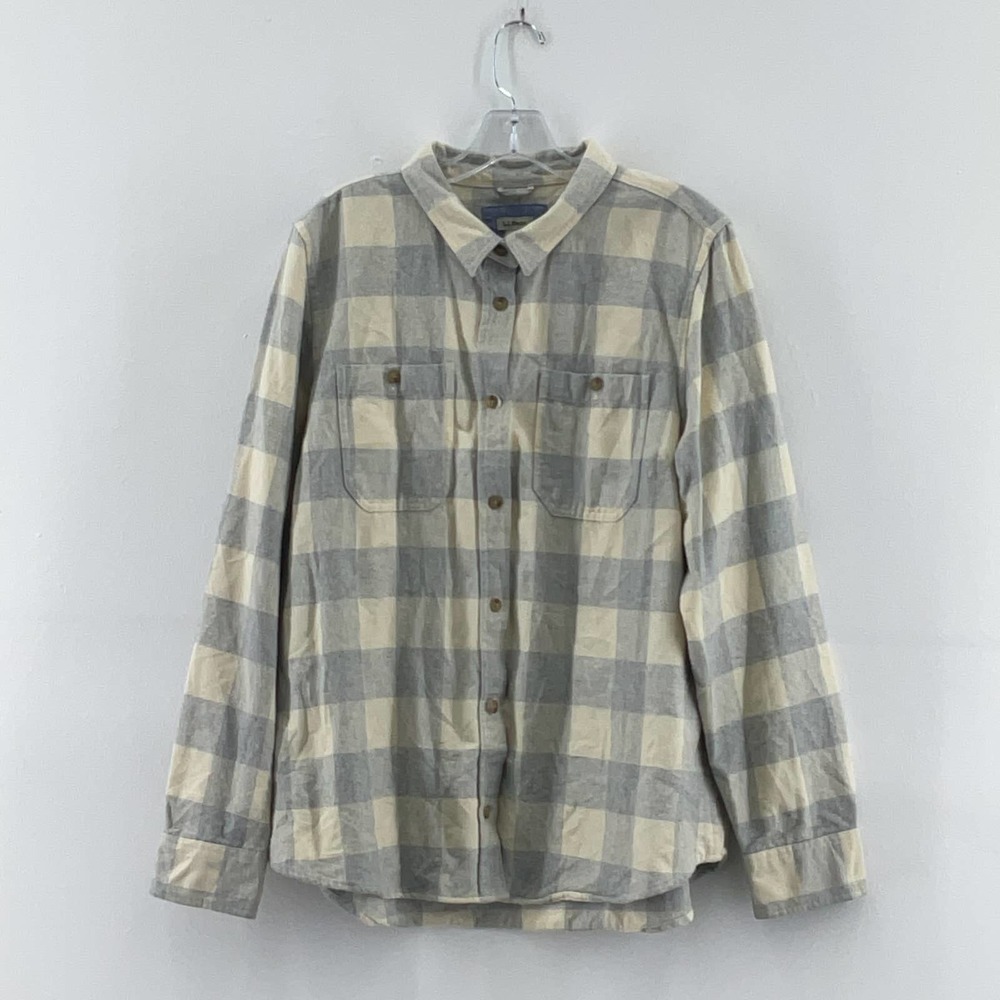 L.L. Bean Men's Button-Down Shirt in Cream and Gray Buffalo Check